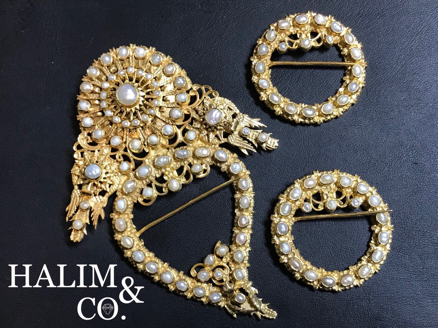 Antique Pearl Kerosang Thoe Brooches Set. Kebaya Jewelry / Peranakan Nyonya Jewelry