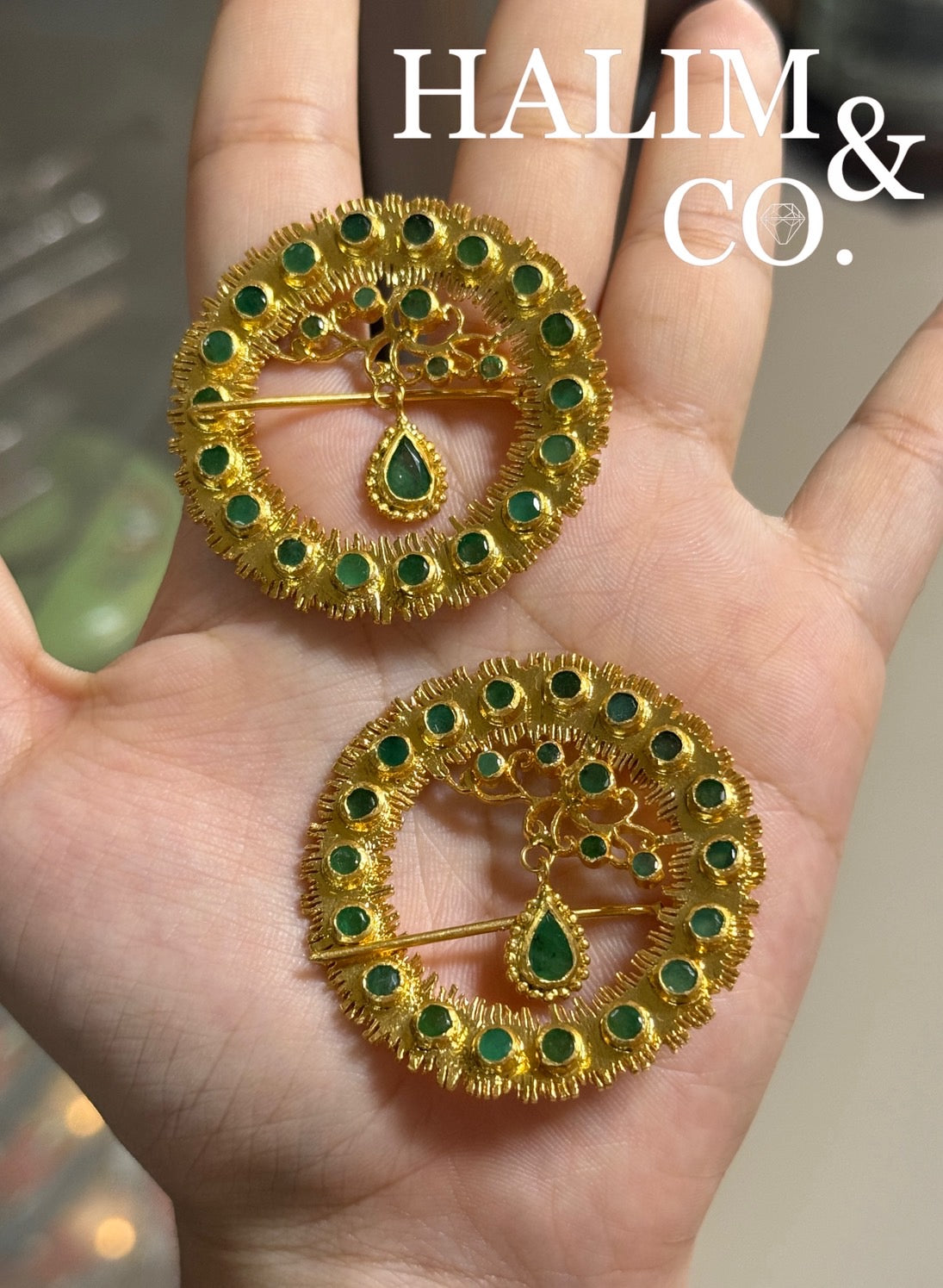 Antique Emerald Kerosang Thoe Brooches Set. Kebaya Jewelry / Peranakan Nyonya Jewelry