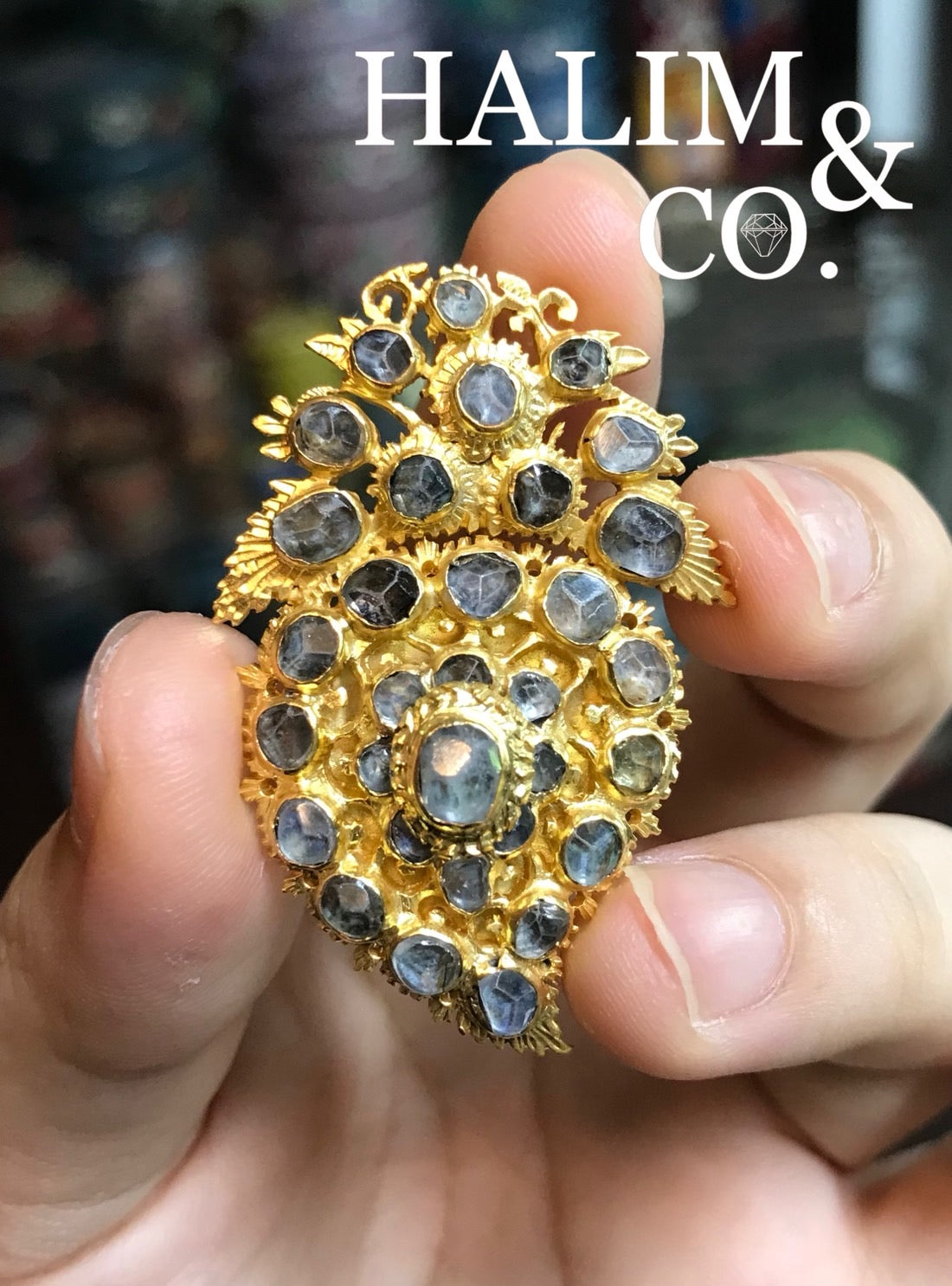 A gorgeous set of three antique zircon brooches set. Kebaya Jewelry / Peranakan Nyonya Jewelry Kebaya Jewelry / Peranakan Nyonya Jewelry