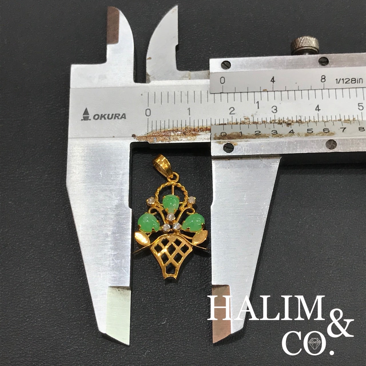 Antique Diamond and Jade Pendant With Gold. Kebaya Jewelry / Peranakan Nyonya Jewelry