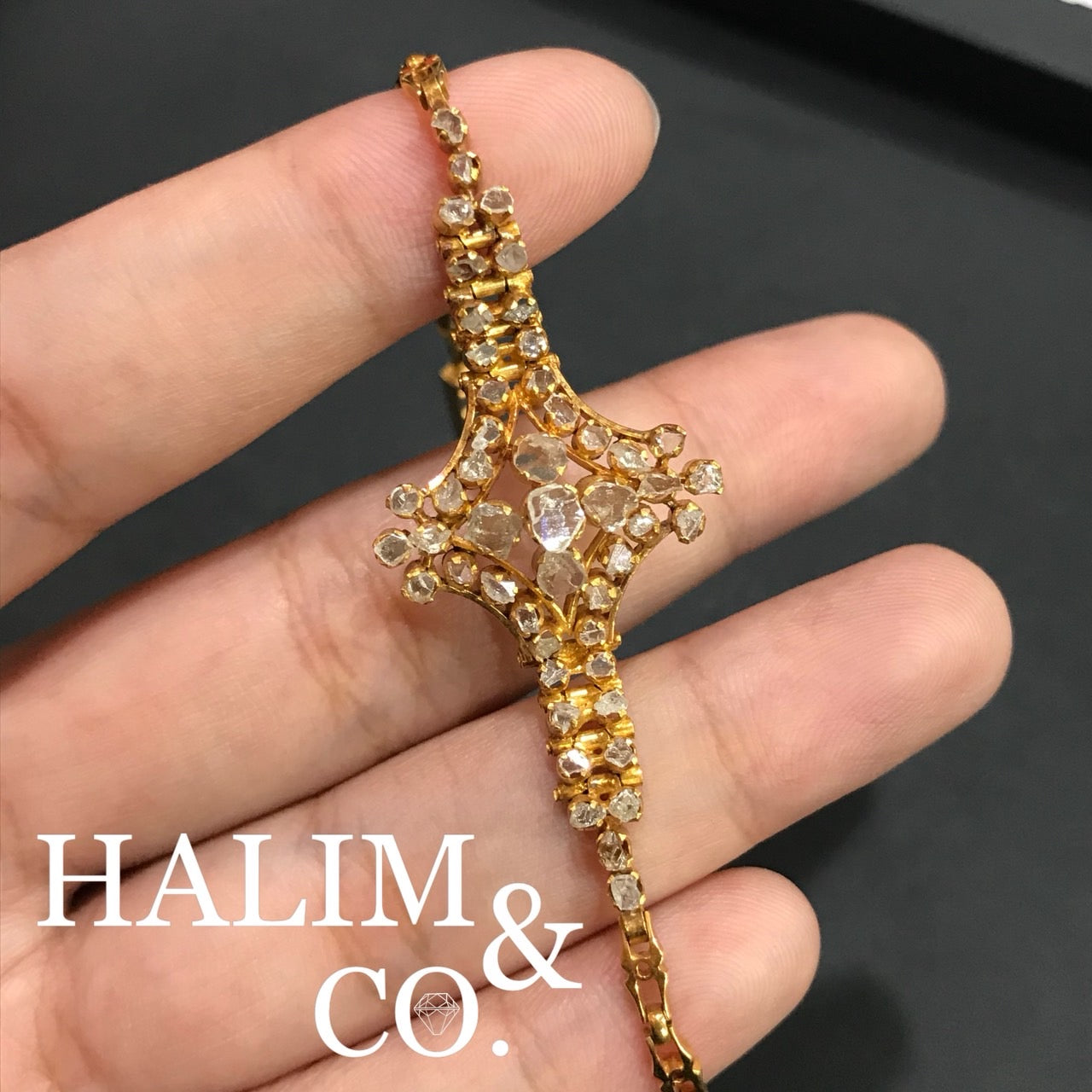 A gorgeous Gold Bracelet With polki diamonds. Kebaya Jewelry / Peranakan Nyonya Jewelry
