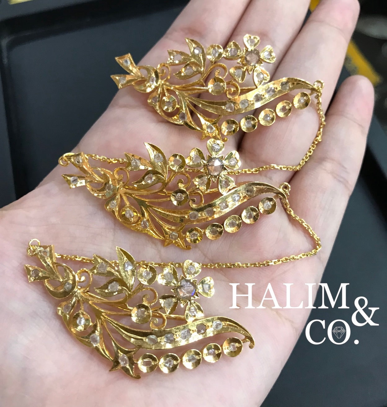 A gorgeous set of three antique gold flower brooches set with polki diamonds with patterned chains. Kebaya Jewelry / Peranakan Nyonya Jewelry