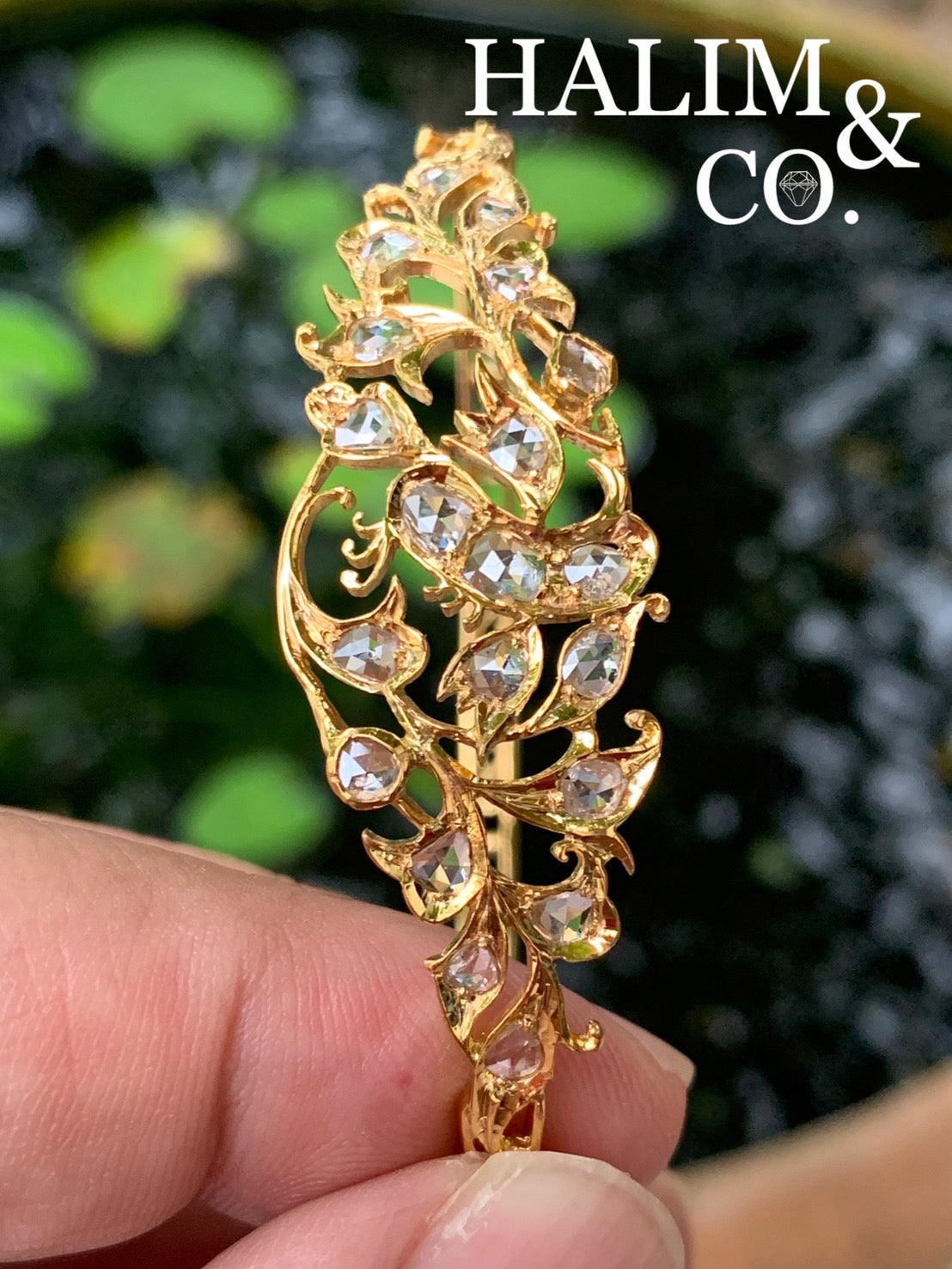 Antique gold bird Bangle With rose cut diamonds. Kebaya Jewelry / Peranakan Nyonya Jewelry