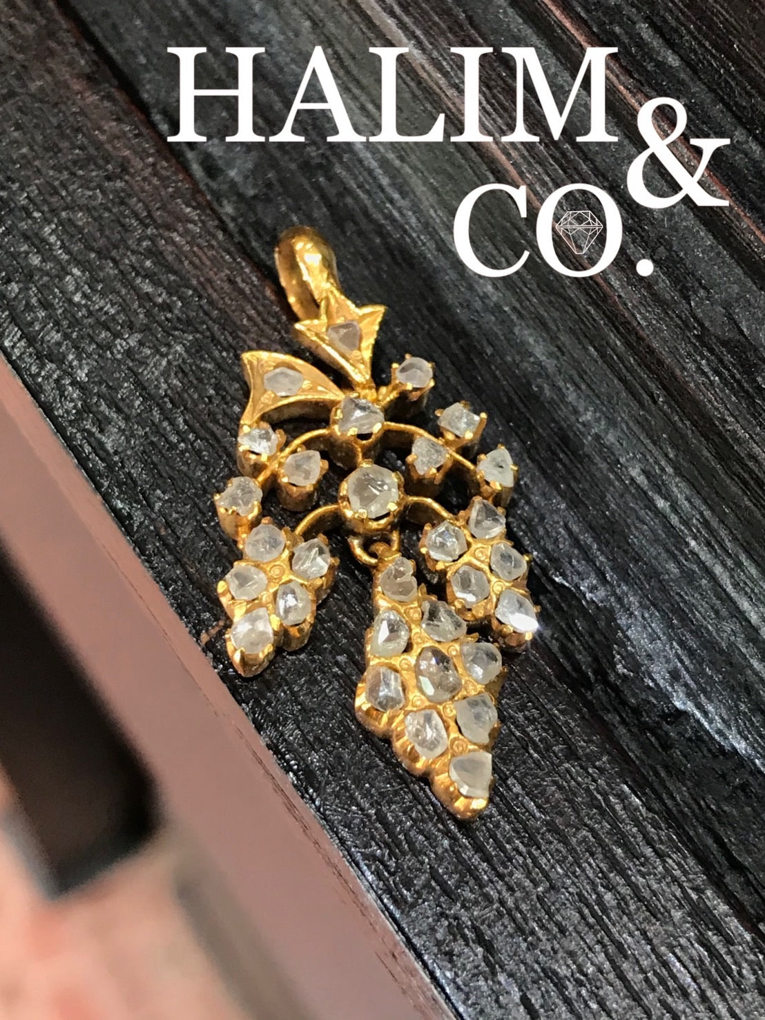 Antique Polki Diamond pendant. Kebaya Jewelry / Peranakan Nyonya Jewelry