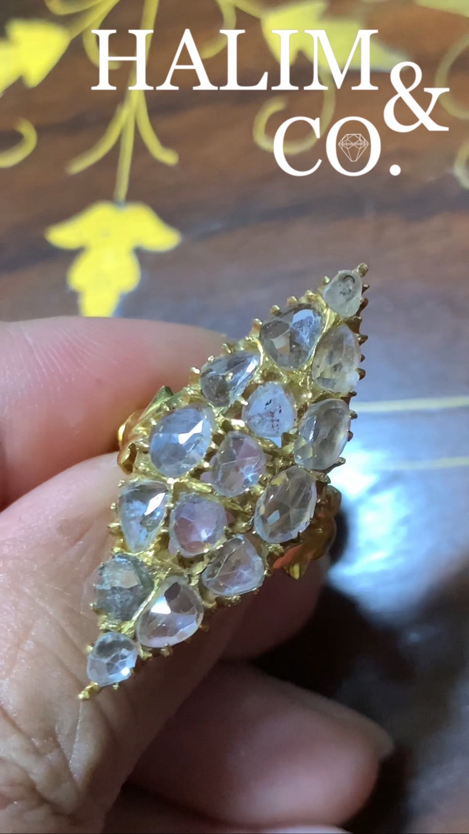 Antique Zircon Ring With 22k Gold. Kebaya Jewelry / Peranakan Nyonya Jewelry