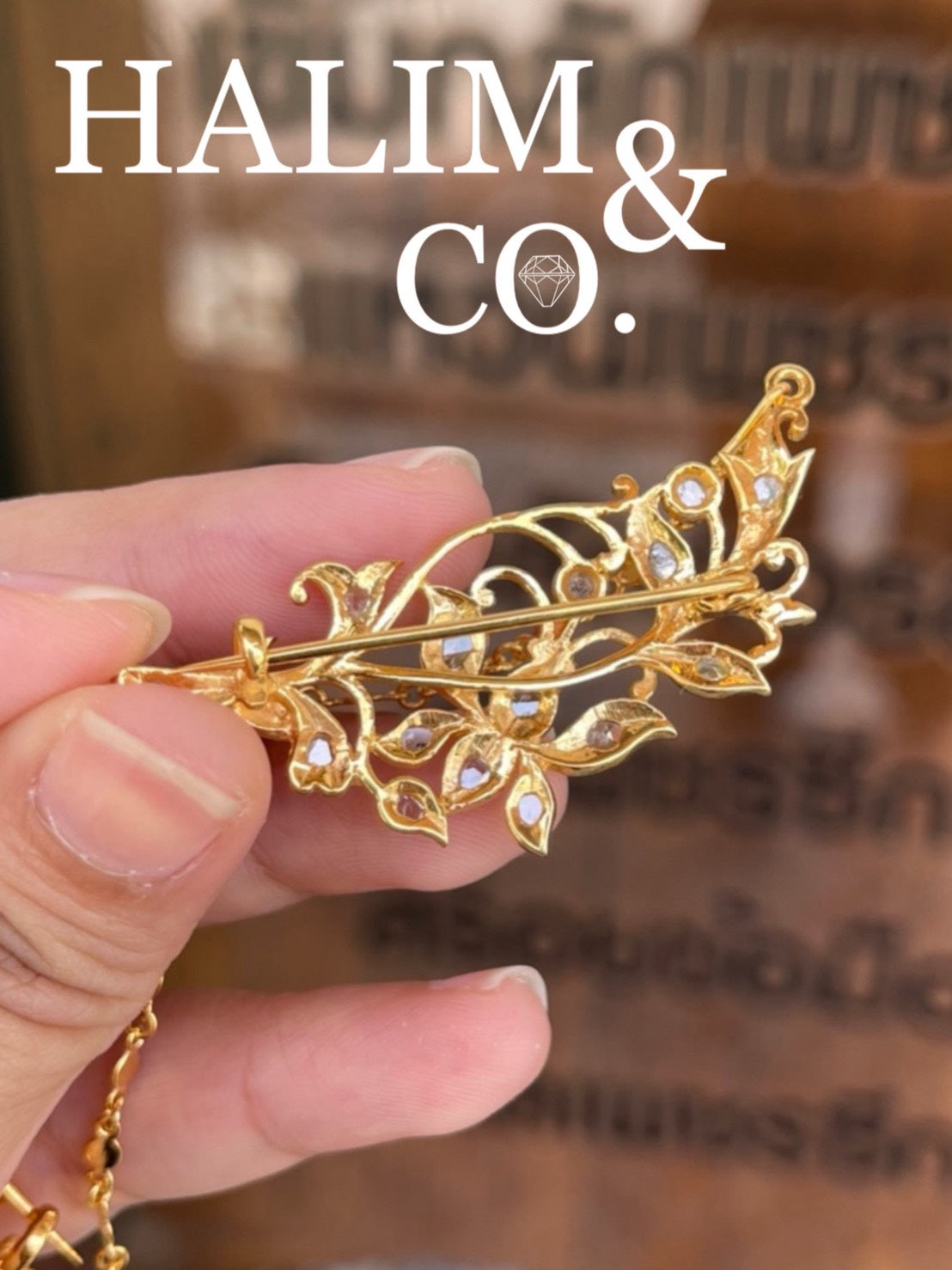 A gorgeous set of three antique gold brooches set with polki diamonds with patterned chains. Kebaya Jewelry / Peranakan Nyonya Jewelry