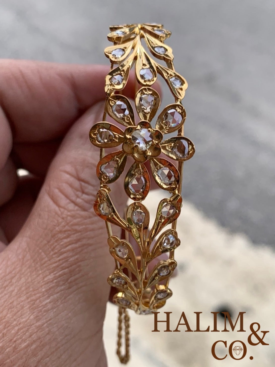 A gorgeous Gold Bangle With rose cut diamonds. Kebaya Jewelry / Peranakan Nyonya Jewelry