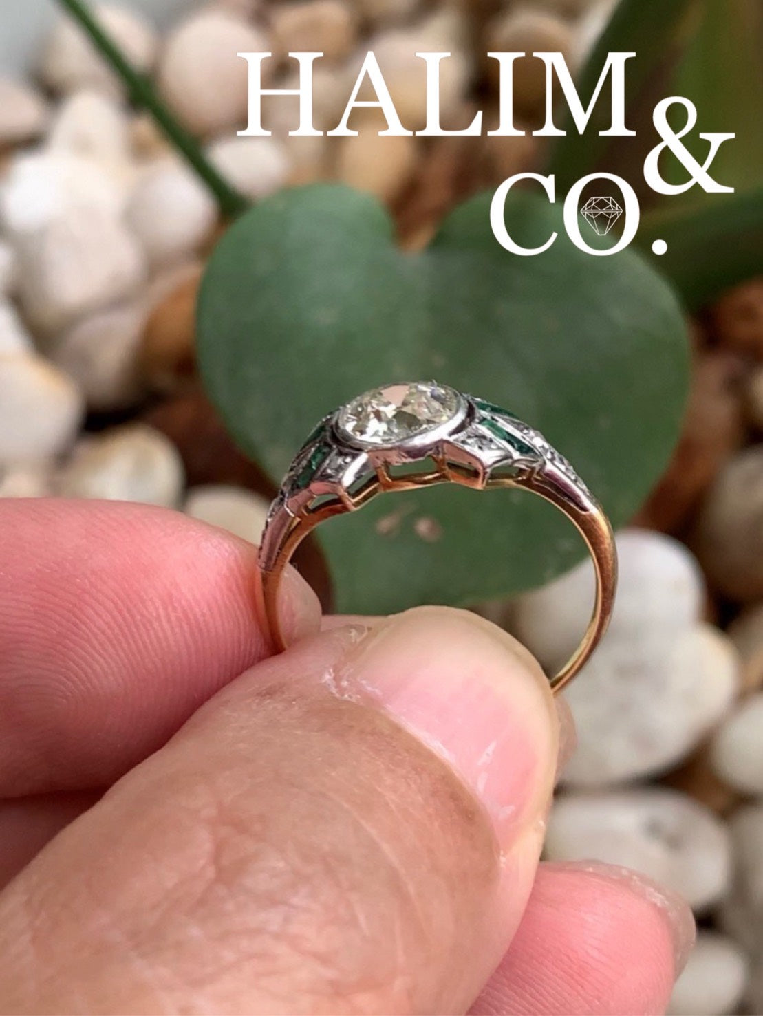 Antique Old European Cut Diamond Ring with Emerald, age 100-120 years.