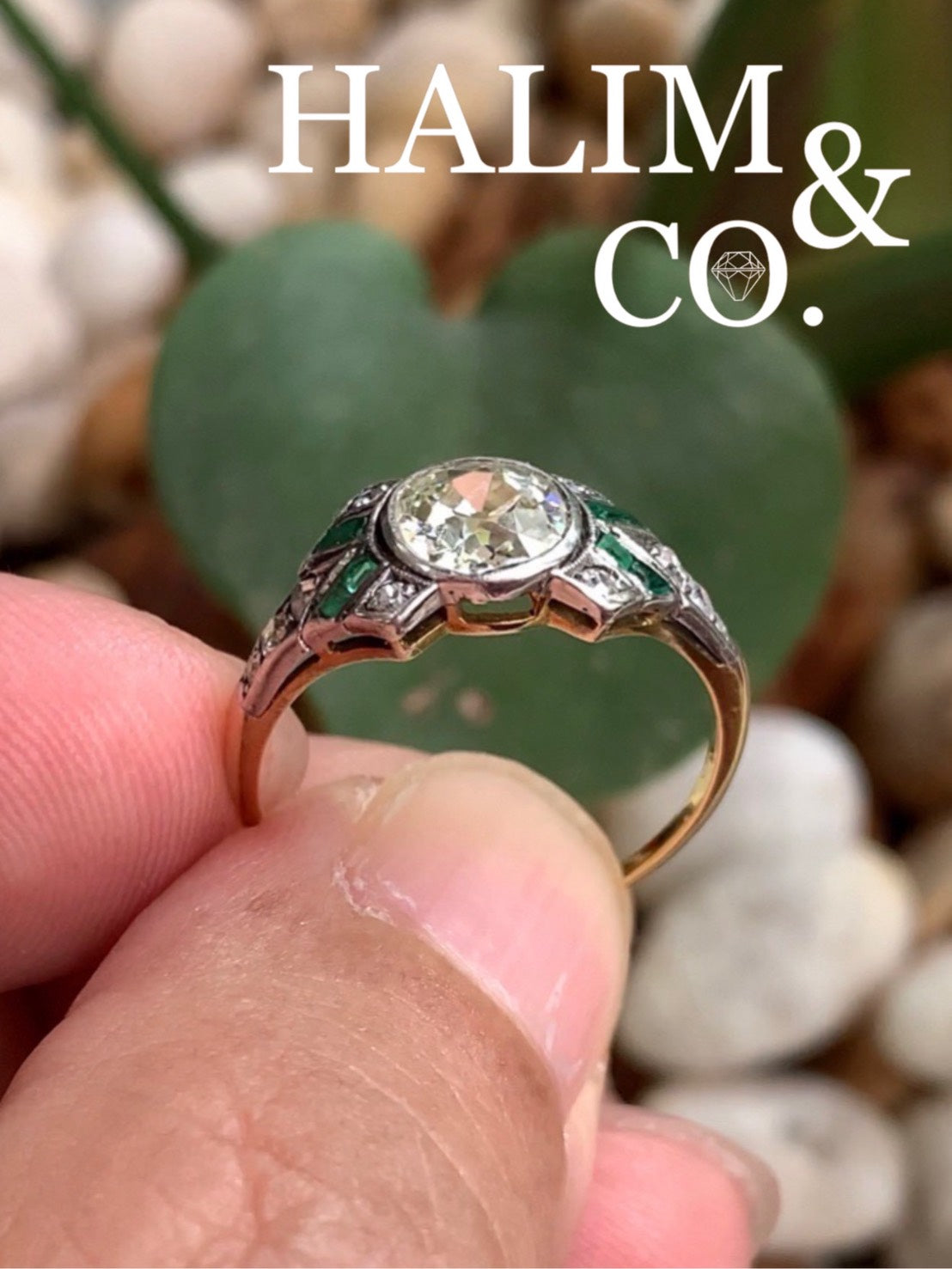 Antique Old European Cut Diamond Ring with Emerald, age 100-120 years.