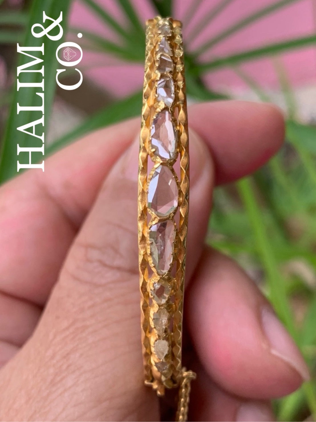 A gorgeous Gold Bangle With rose cut diamonds. Kebaya Jewelry / Peranakan Nyonya Jewelry