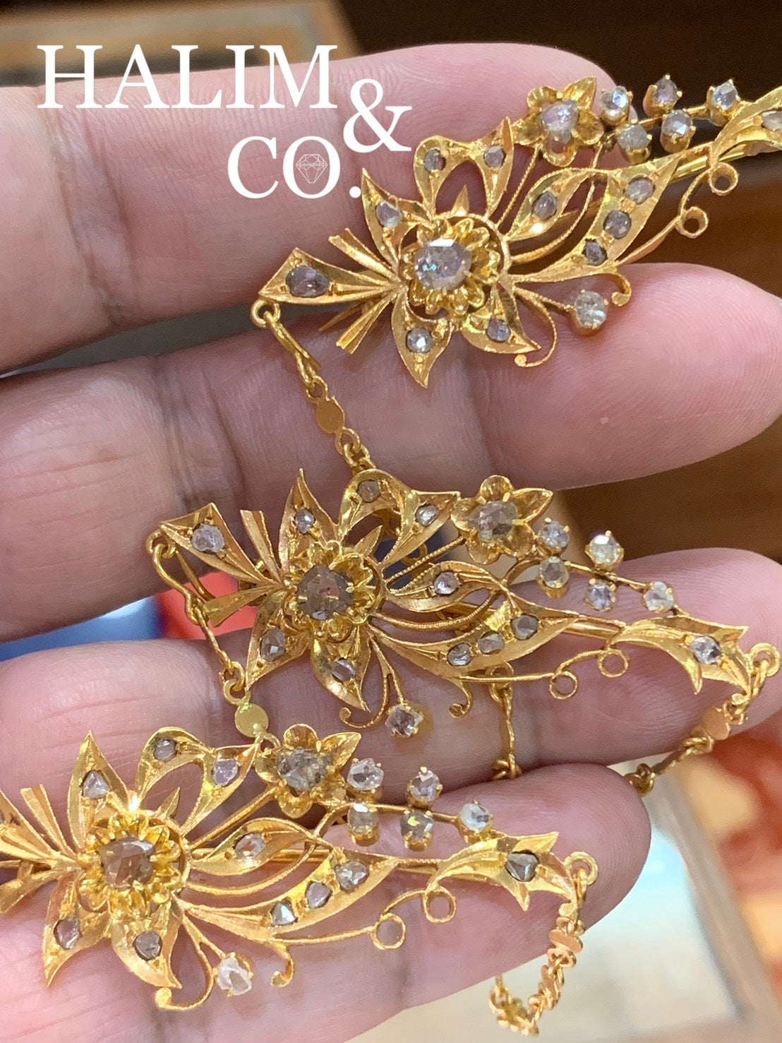A gorgeous set of three antique gold brooches set with Polki Diamonds with patterned chains. Kebaya Jewelry / Peranakan Nyonya Jewel