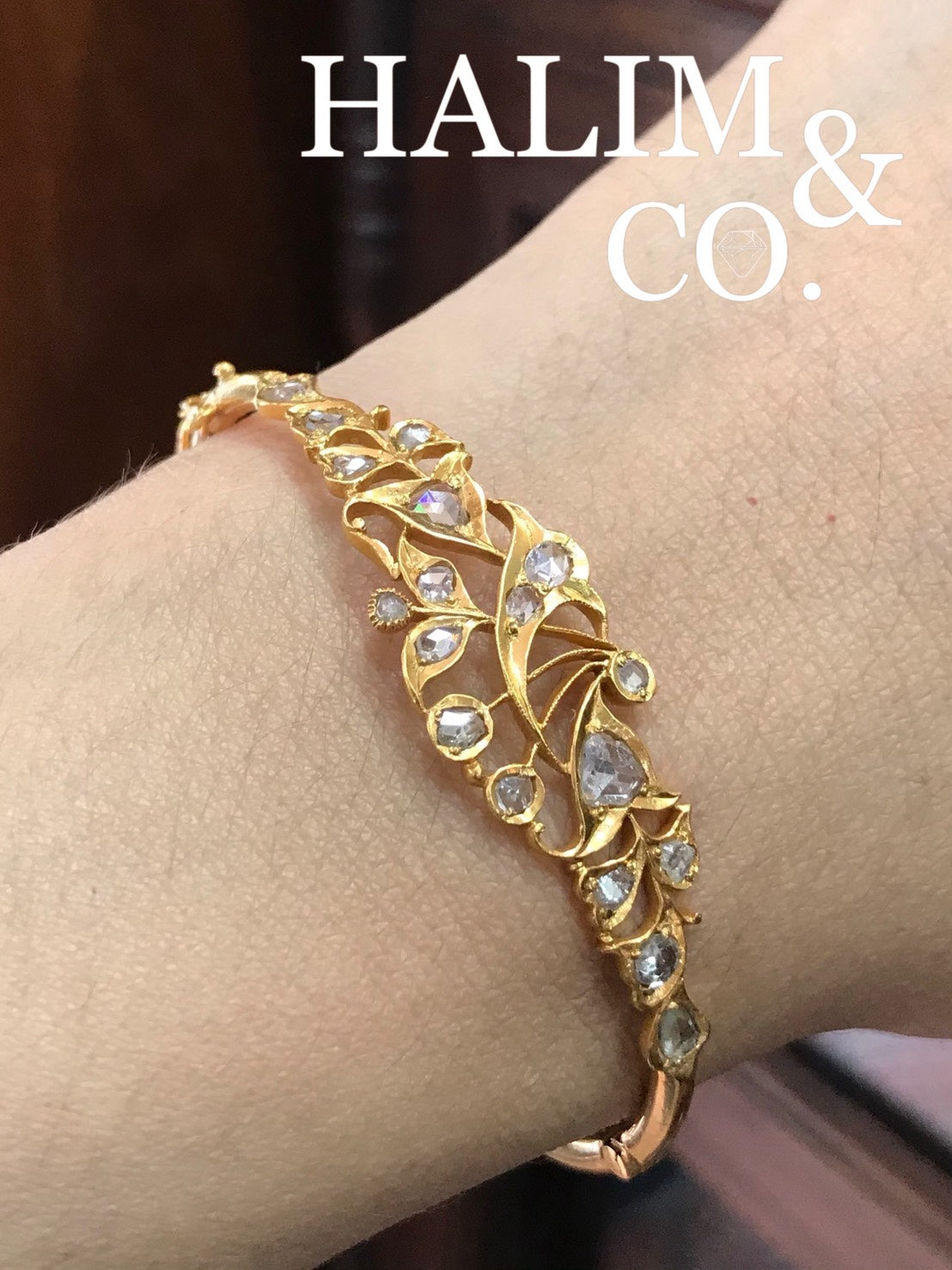 Antique Gold Bangle With Rose Cut Diamond. Kebaya Jewelry / Peranakan Nyonya Jewelry
