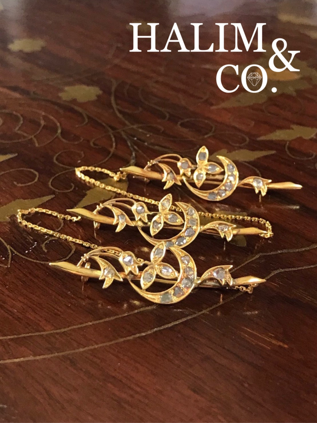 A gorgeous set of three antique gold brooches set with polki diamonds with patterned chains. Kebaya Jewelry / Peranakan Nyonya Jewelry