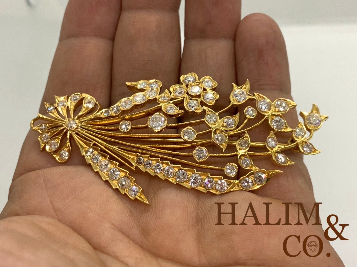 Antique Gold Brooch With Old Mine Cut Diamond And Old European Cut Diamond. Kebaya Jewelry / Peranakan Nyonya Jewelry